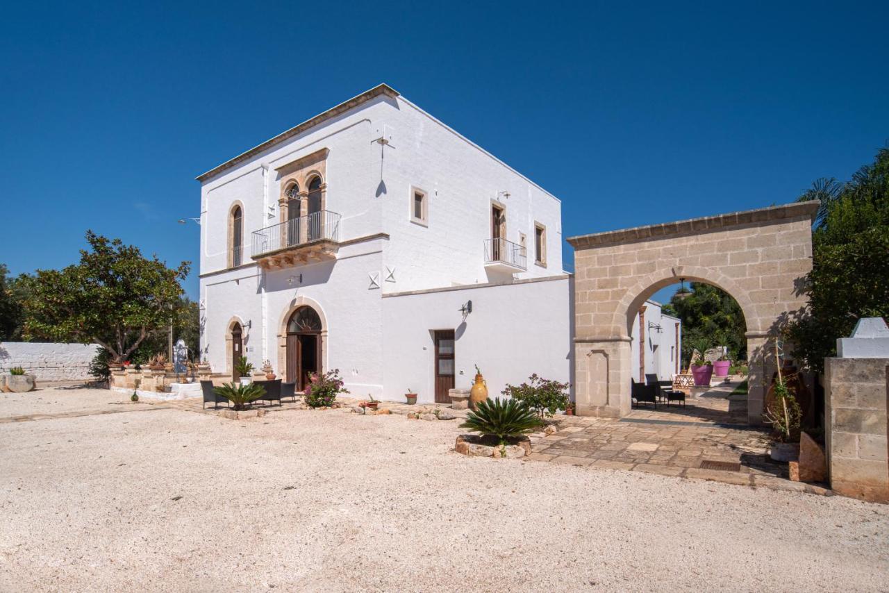 אוסטוני Masseria Borgo Santuri מראה חיצוני תמונה