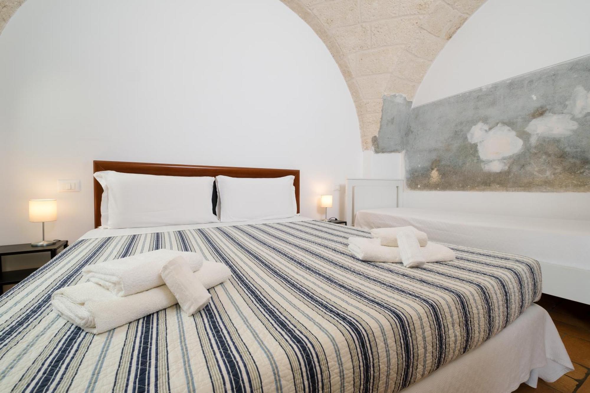 אוסטוני Masseria Borgo Santuri חדר תמונה
